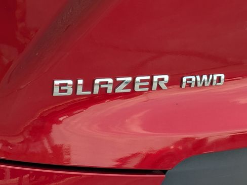 Used 2024 Chevrolet Blazer LT w/ Convenience Package AWD/4WD image 10