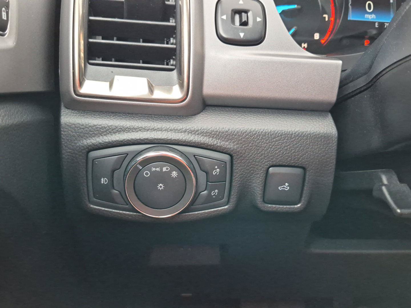 Used 2021 Ford Ranger XLT w/ Equipment Group 301A Mid AWD/4WD image 15
