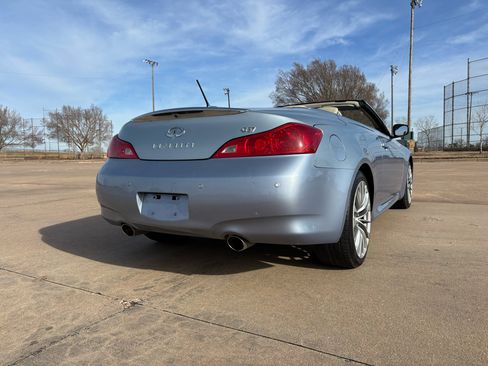Used 2011 INFINITI G37 2dr Base w/ Premium Pkg image 42