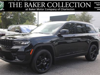 Used 2023 Jeep Grand Cherokee Altitude