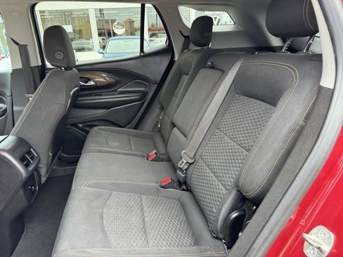 Used 2018 GMC Terrain SLE w/ Driver Convenience Package image 10