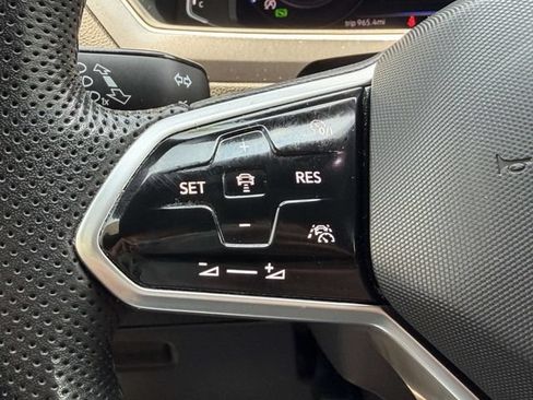 Certified 2024 Volkswagen Tiguan SEL R-Line AWD/4WD image 22