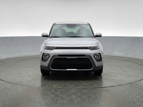 Used 2025 Kia Soul LX w/ LX Technology Package image 2