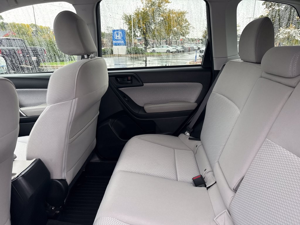 Used 2017 Subaru Forester 2.5i Premium w/ Popular Package #2A AWD/4WD image 20