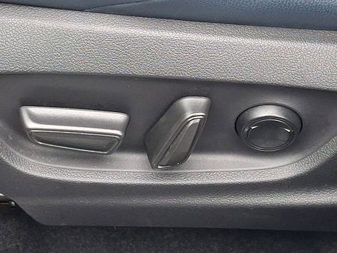 Used 2024 Subaru Solterra Limited image 24