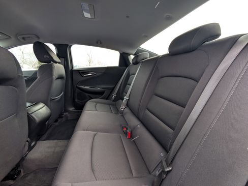 Used 2024 Chevrolet Malibu RS image 31