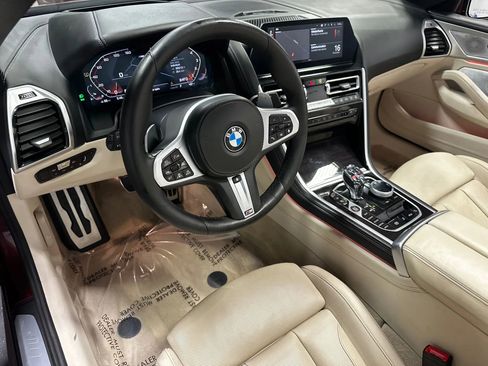 Used 2022 BMW M850i xDrive Convertible image 10