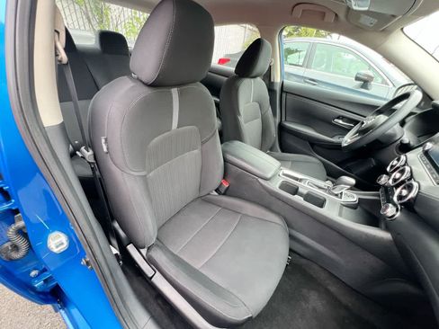 Used 2024 Nissan Sentra SV FWD image 28