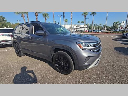 Used 2022 Volkswagen Atlas SE image 18