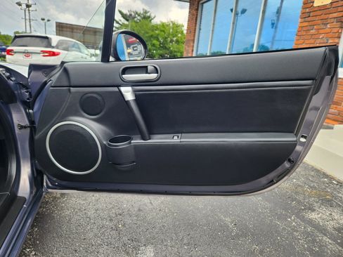 Used 2007 MAZDA MX-5 Miata Grand Touring w/ Premium Pkg image 80