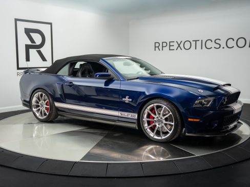 Used 2012 Ford Mustang Shelby GT500 w/ Electronics Pkg RWD image 8