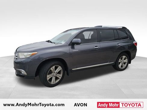 Used 2012 Toyota Highlander Limited w/ Tow Pkg AWD/4WD image 4