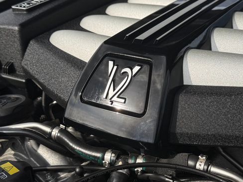 Used 2016 Rolls-Royce Wraith RWD image 76