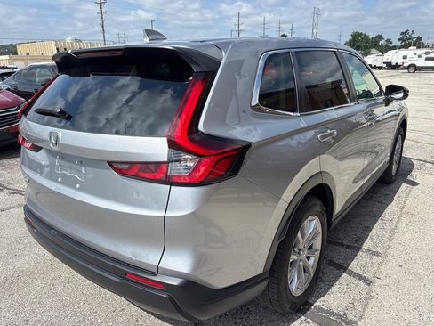 Used 2024 Honda CR-V EX image 12