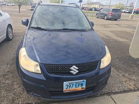 Used 2010 Suzuki SX4 AWD Hatchback image 7