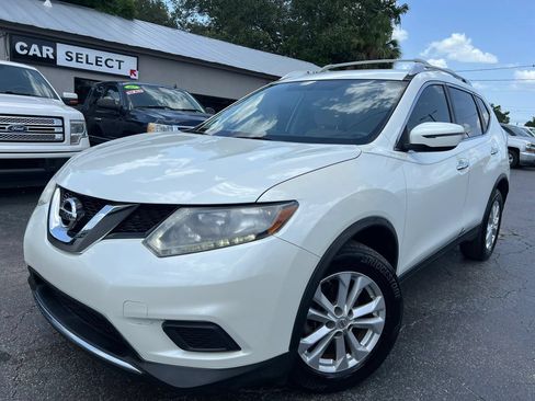 Used 2016 Nissan Rogue SV FWD image 1