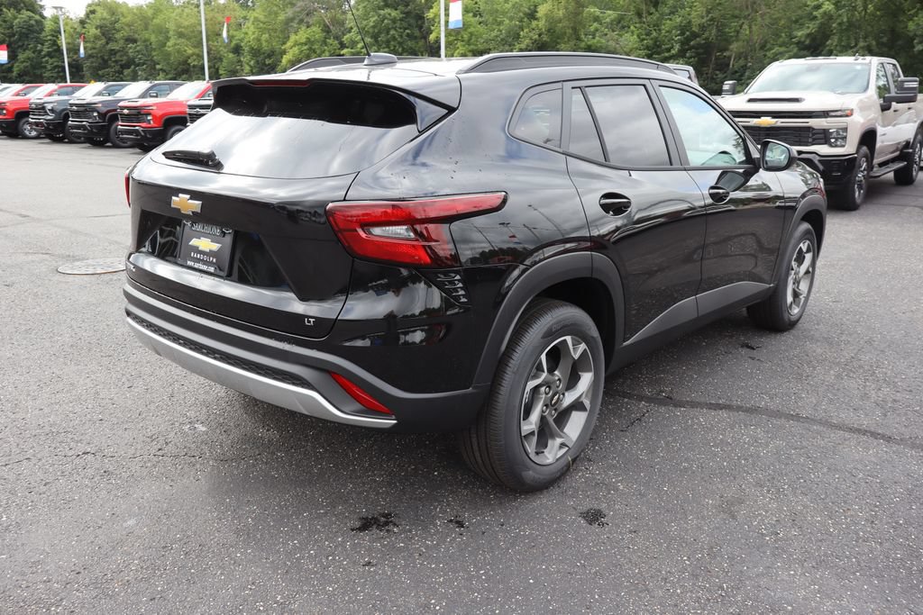 New 2026 Chevrolet Trax LT w/ LT Convenience Package FWD image 24