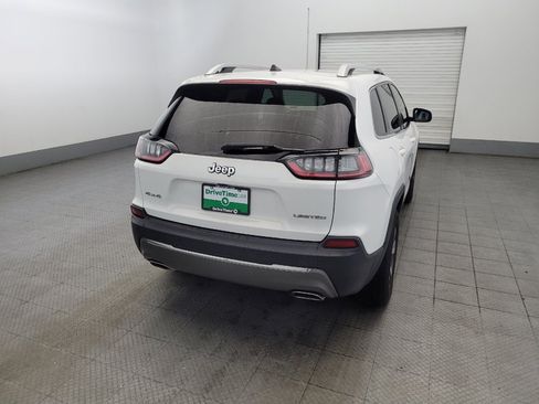Used 2019 Jeep Cherokee Limited image 7