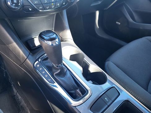 Used 2016 Chevrolet Cruze LT w/ Sun And Sound Package image 12