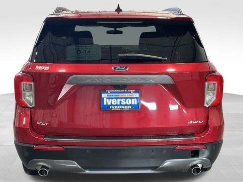 Used 2023 Ford Explorer XLT w/ Equipment Group 202A image 6