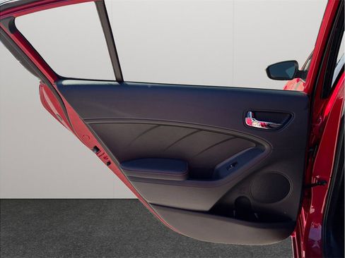 Used 2017 Kia Forte SX image 36