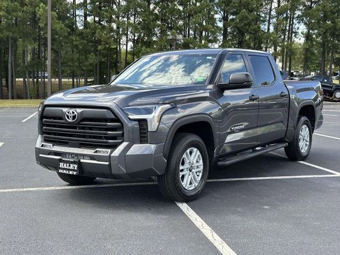 New 2026 Toyota Tundra SR5 AWD/4WD image 22