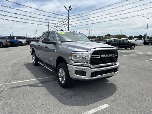 Used 2022 RAM 2500 Big Horn AWD/4WD image 15