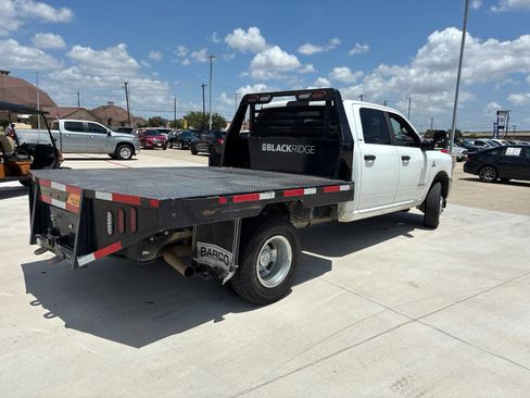 Used 2024 RAM 3500 SLT w/ Quick Order Package 2YG SLT AWD/4WD image 3