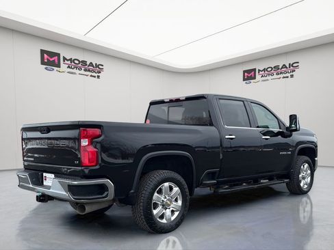 Used 2022 Chevrolet Silverado 2500 LTZ w/ LTZ Convenience Package image 8