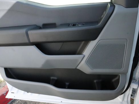 Used 2024 Ford F350 XL w/ XL Chrome Package image 17