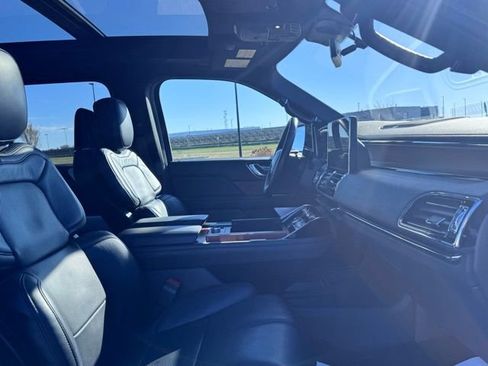 Used 2024 Lincoln Navigator L Reserve image 21