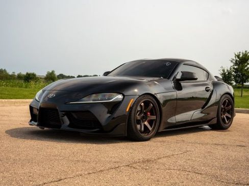 Used 2021 Toyota Supra Premium w/ Driver Assist Package RWD image 3