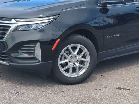 Used 2024 Chevrolet Equinox LT FWD image 2