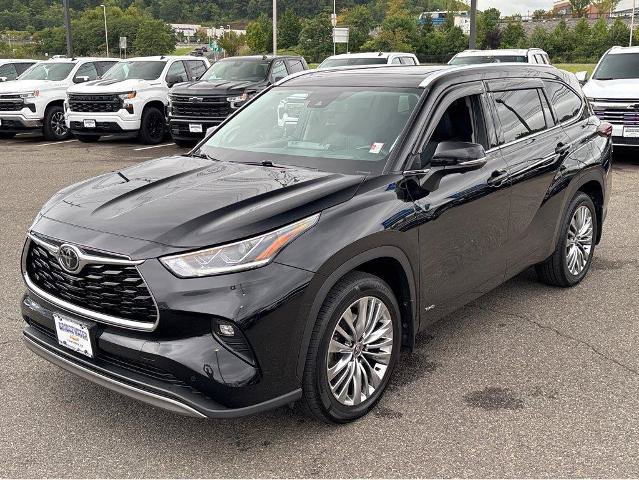 Used 2025 Toyota Highlander Platinum AWD/4WD image 26