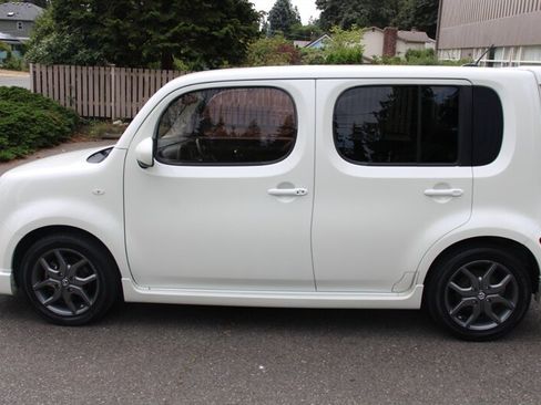 Used 2009 Nissan Cube 1.8 SL w/ Ginormous Pkg FWD image 12