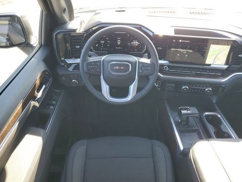 New 2026 GMC Sierra 1500 Elevation image 24