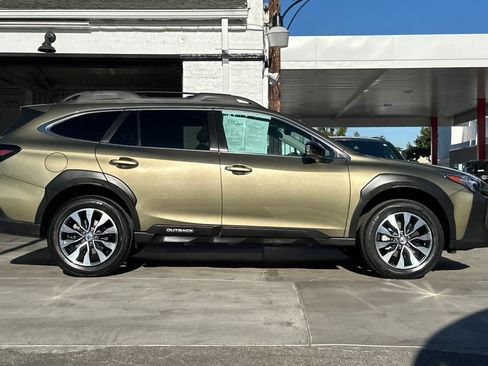Used 2024 Subaru Outback Limited image 3