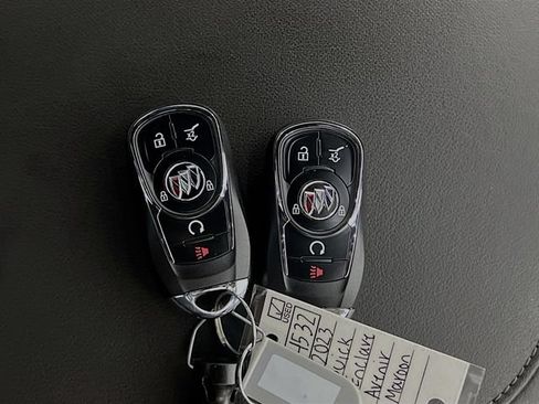 Used 2023 Buick Enclave Avenir w/ Avenir Technology Package FWD image 33
