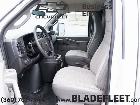 New 2024 Chevrolet Express 3500 w/ Power Convenience Package image 19