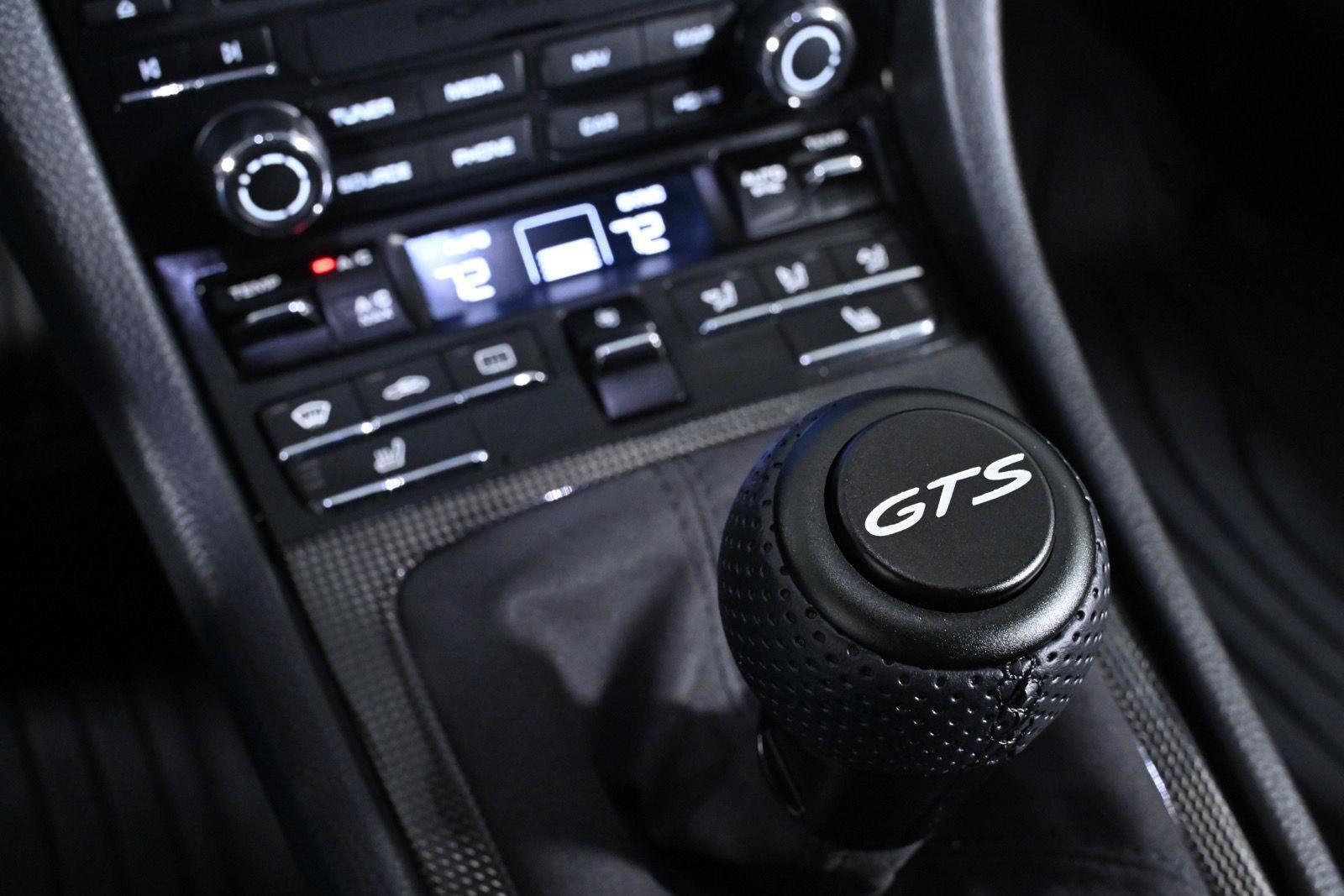 Used 2018 Porsche 718 Cayman GTS RWD image 26
