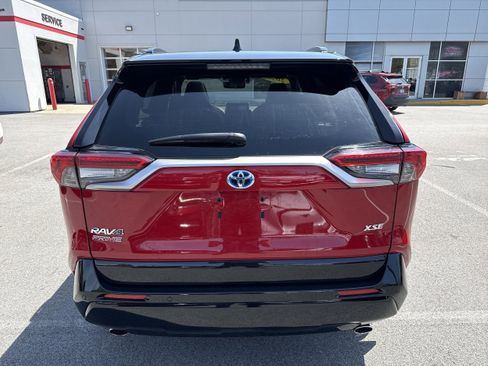 Used 2022 Toyota RAV4 XSE w/ Premium Package AWD/4WD image 11