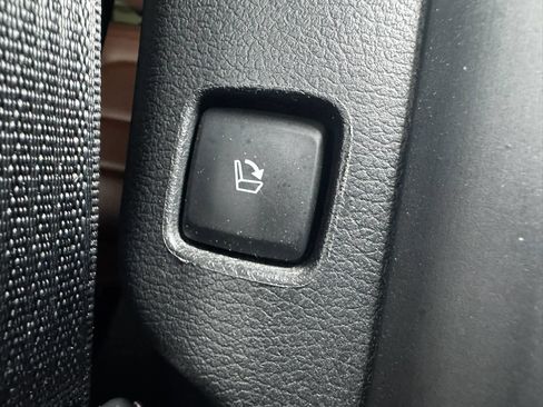 Used 2022 Lincoln Navigator L Reserve AWD/4WD image 24