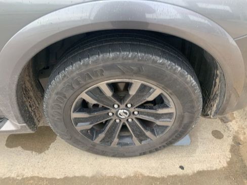 Used 2017 Nissan Armada Platinum RWD image 2