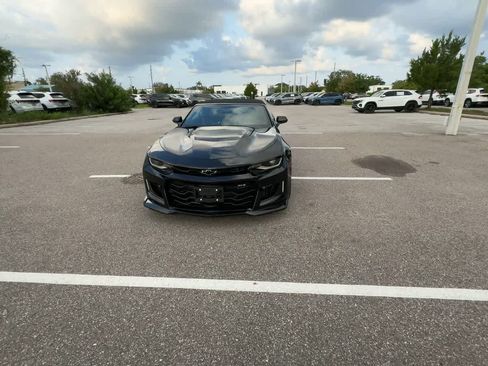 Used 2022 Chevrolet Camaro ZL1 RWD image 3