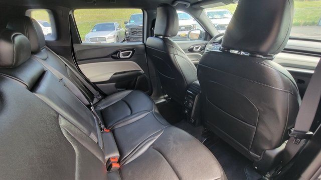 Used 2025 Jeep Compass Limited AWD/4WD image 43