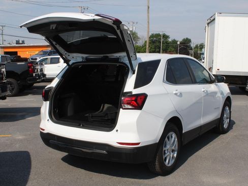 Used 2024 Chevrolet Equinox LT AWD/4WD image 7