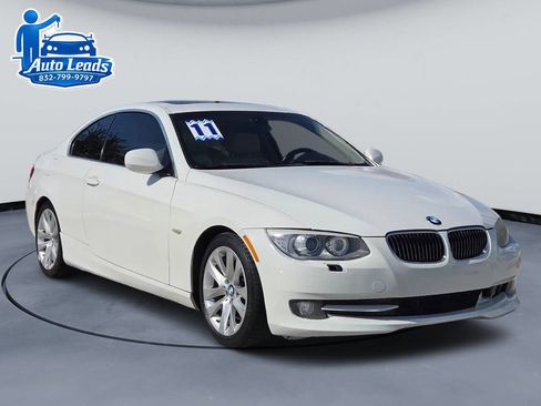 Used 2011 BMW 328i Coupe RWD image 2