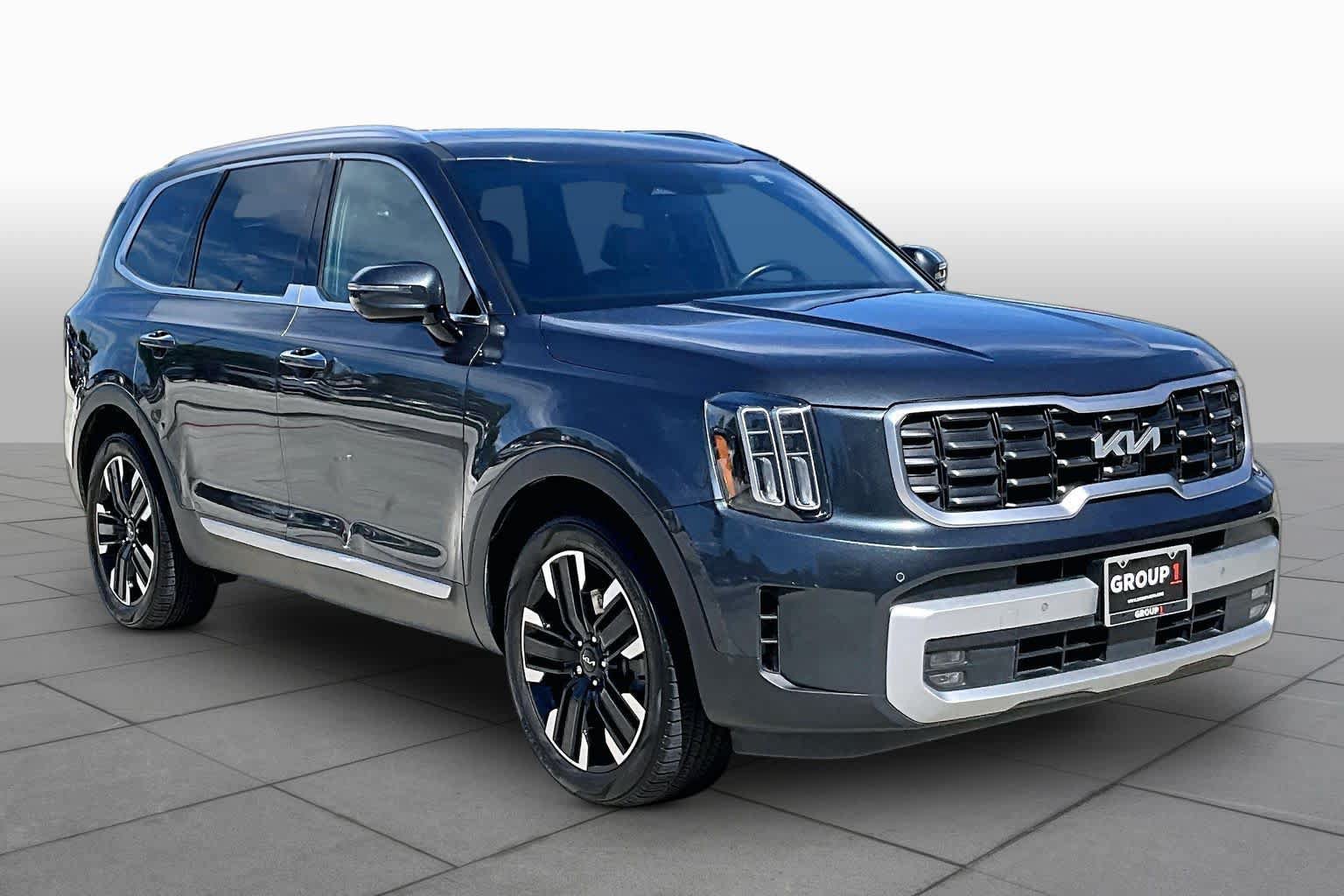 Used 2024 Kia Telluride SX FWD image 3
