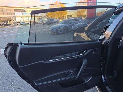 Used 2022 Maserati Quattroporte Modena Q4 image 60