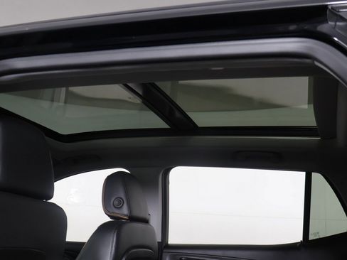 Used 2024 GMC Terrain AT4 w/ Infotainment Package II image 20